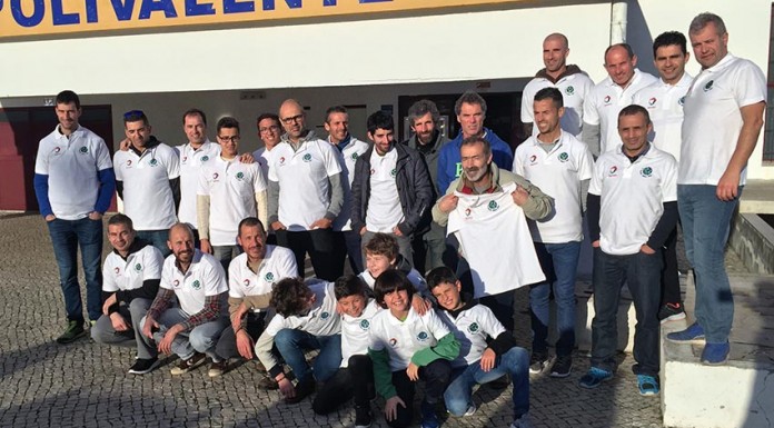 O Peniche Amigos Clube apresentou a equipa Gazeta das Caldas
