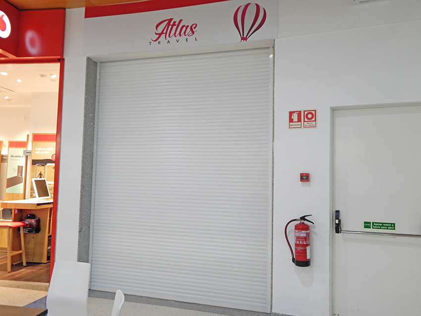 Clientes dizem-se enganados por antiga gerente da Atlas Travel