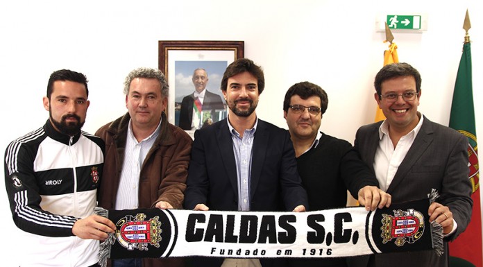 Dezoito autocarros personalizados vão levar o Caldas e os seus adeptos às Aves Gazeta das Caldas