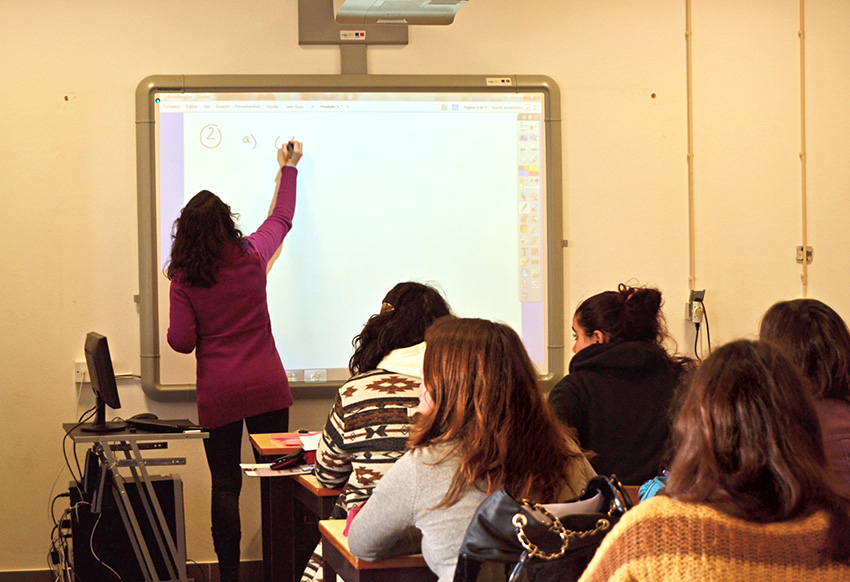 Rankings colocam Raul Proença e Colégio Rainha D. Leonor no topo das escolas do distrito