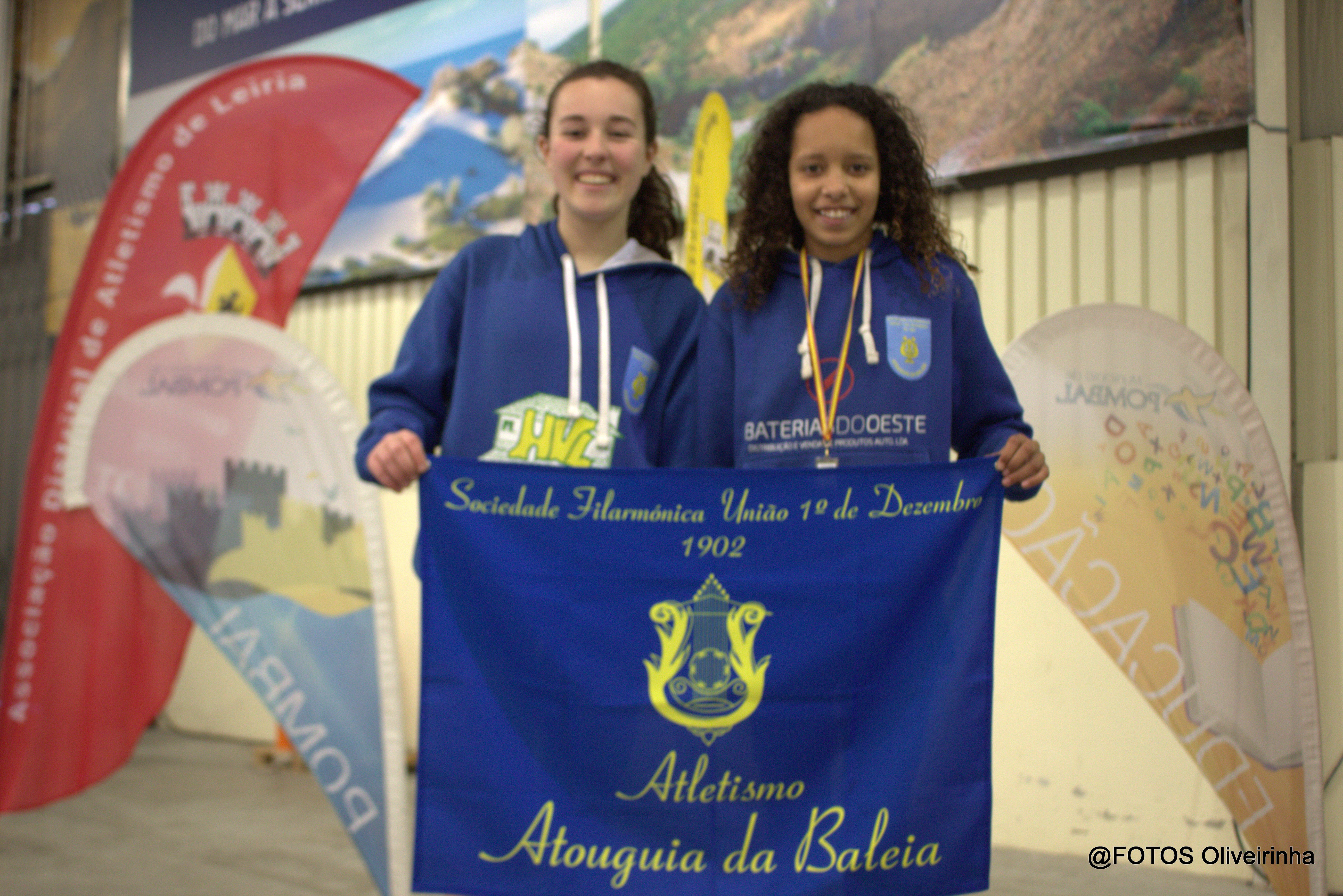 Filarmónica da Atouguia da Baleia esteve presente dom duas atletas