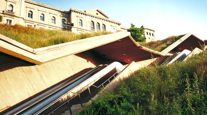 As escadas rolantes têm 125 anos e há delas para todos os gostos e feitios Gazeta das Caldas