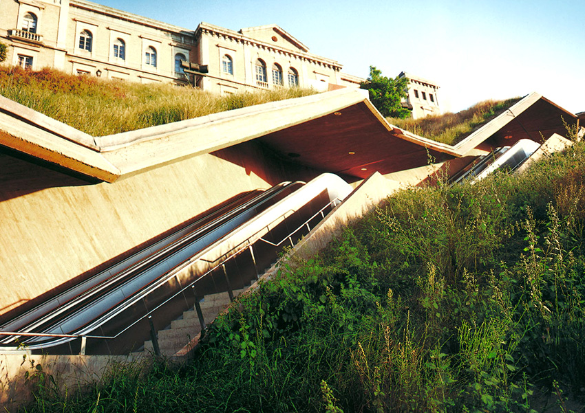 As escadas rolantes têm 125 anos e há delas para todos os gostos e feitios