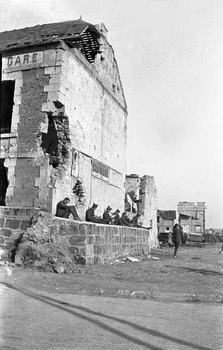 Fotografia de Fernando da Silva Correia, pertencente ao álbum “Na frente do Aisne - Vailly e Soupir”.
