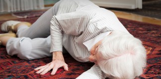 Um em cada três idosos sofre uma queda, a principal causa de morte acidental nos seniores