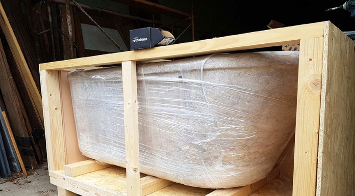 Banheira do Hospital Termal despachada para o Brasil está “em trânsito” há um mês Banheira do Hospital Termal