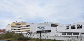 Moradores do Bairro dos Arneiros não querem centro funerário como vizinho