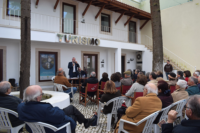 Espaço exterior do Posto de Turismo