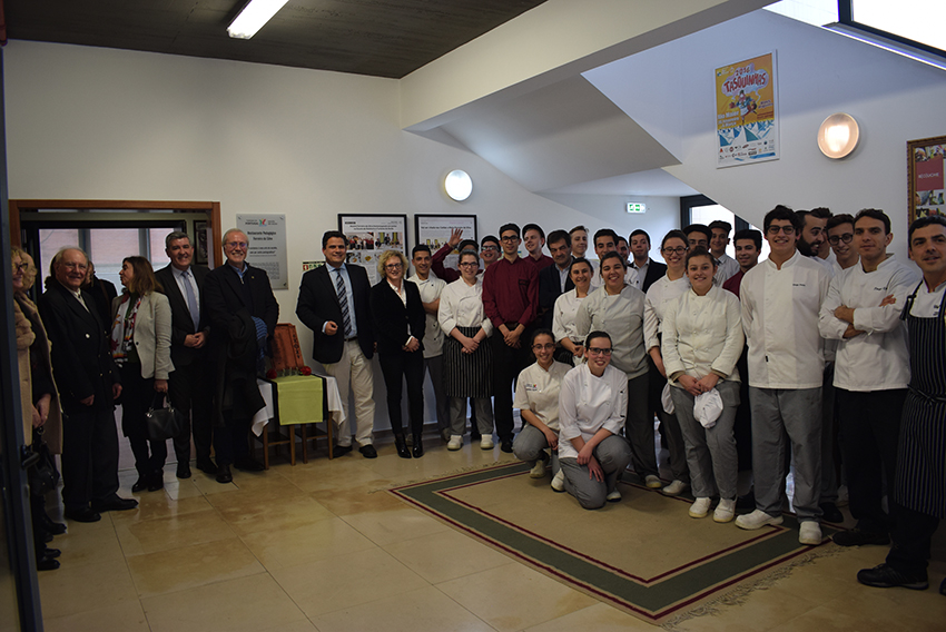 Ferreira da Silva dá nome a restaurante pedagógico da EHTO