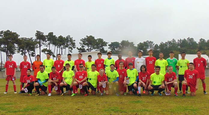 Juvenis da AE Óbidos receberam os Chesire Premier num jogo amigável Gazeta das Caldas