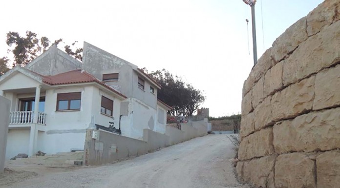 Foz do Arelho: continua o impasse na Rua Joaquim Frutuoso Rua Joaquim Frutuoso