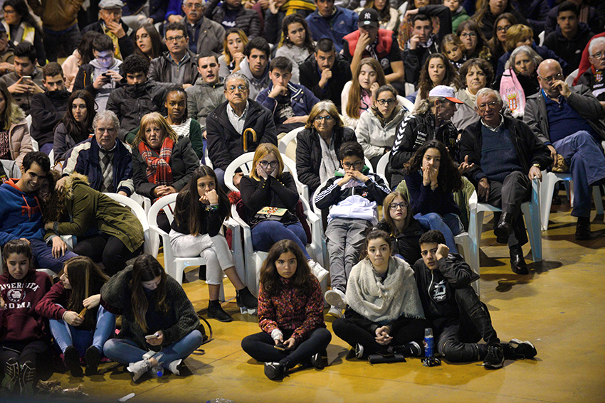 Bilhetes para o Caldas-Aves “voaram”