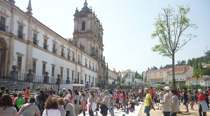 No dia 25 de Abril Alcobaça caminhou pela liberdade Gazeta das Caldas