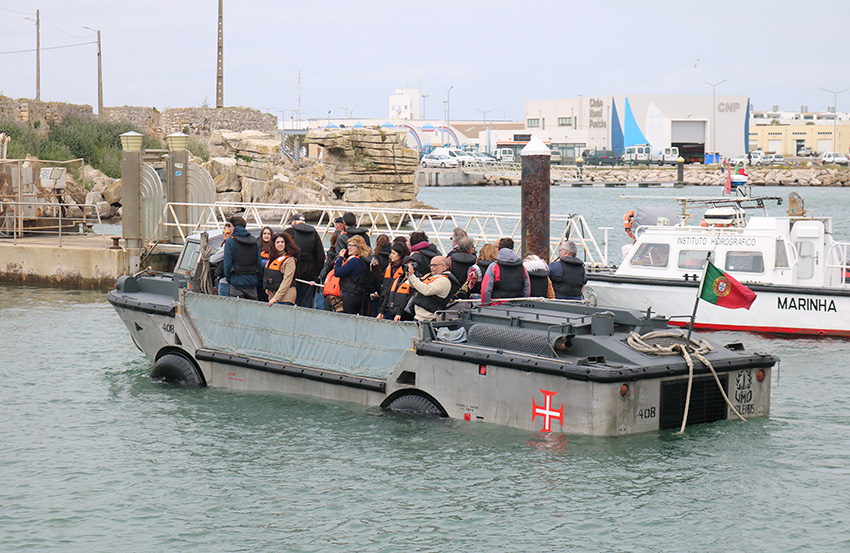 A Marinha Portuguesa desembarcou em Peniche e fica até domingo