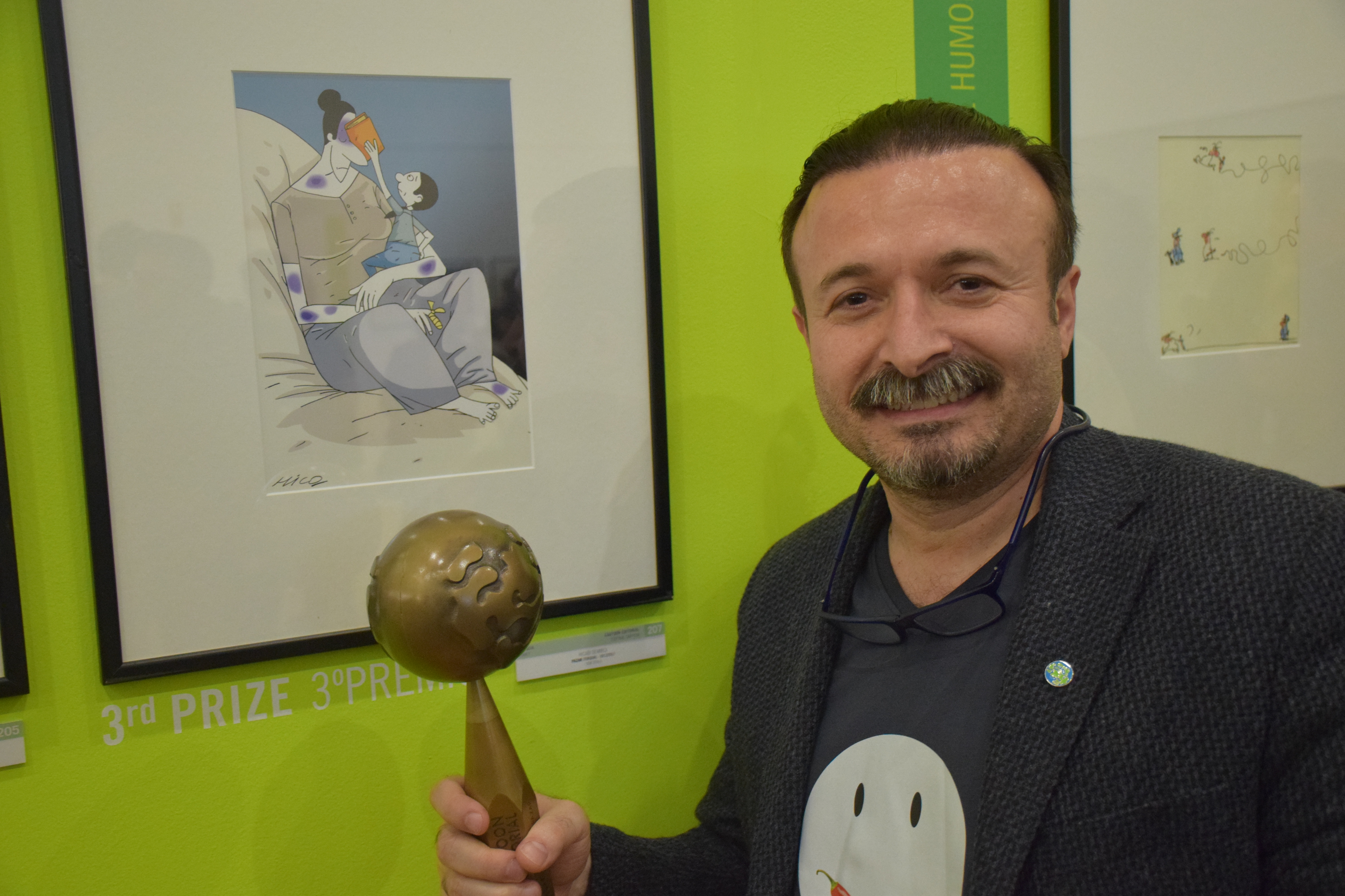 Hicabi Demirci (Carton Editorial) Gazeta das Caldas