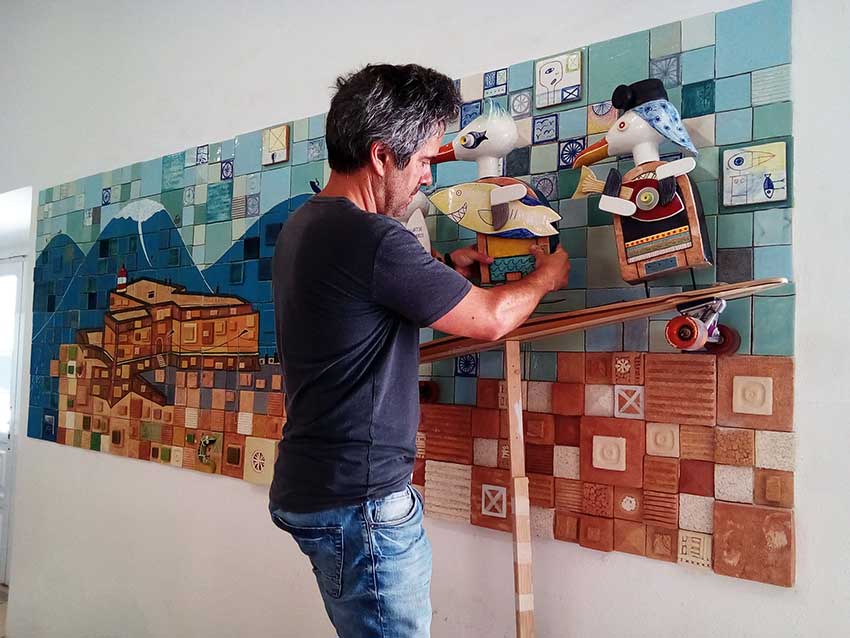 Mário Reis inaugura novos painéis de cerâmica na Nazaré