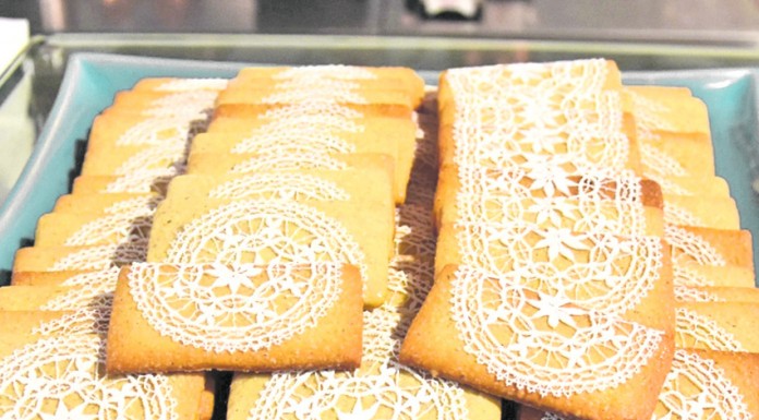 Há um novo doce em Peniche inspirado nas rendas de bilros Gazeta das Caldas - bilros