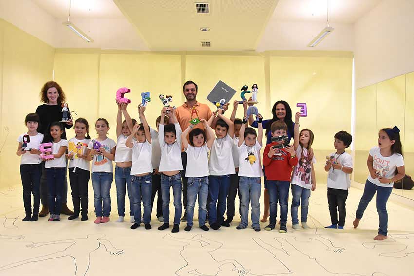 Crianças combatem os medos e contam a história em livro