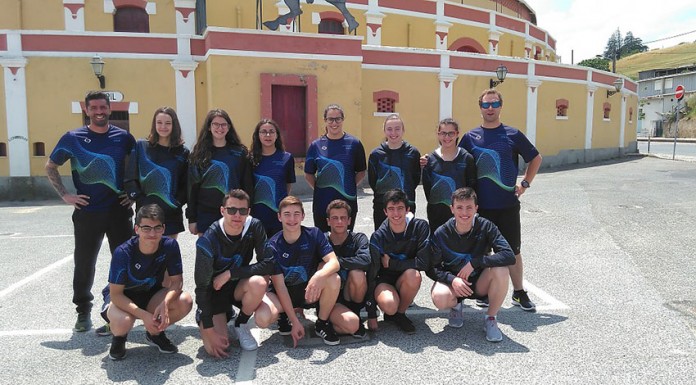Ana Correia Sousa, Inês Soares e Maria Caiado medalhadas no V Meeting de Xira em representação da Selecção Distrital Juvenil de Leiria Gazeta das Caldas