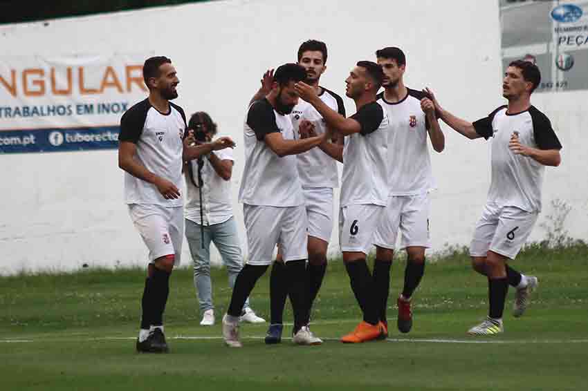 Caldas com teste muito positivo contra o Peniche
