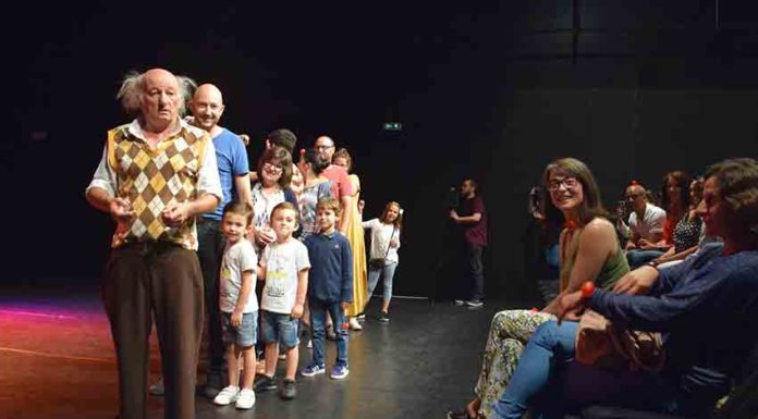 Um mimo que trouxe o público até à porta do CCC Gazeta das Caldas