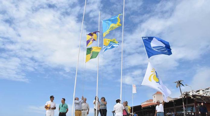 Praias da Foz com bandeira azul e mais apoio na zona balnear Gazeta das Caldas - Bandeira Azul