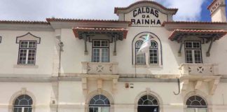 PCP e PS queriam viajar na Linha do Oeste, mas comboios foram suprimidos Gazeta das Caldas