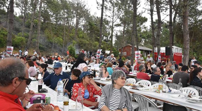 Jerónimo de Sousa na Foz do Arelho apela à inscrição de novos militantes no PCP Gazeta das Caldas
