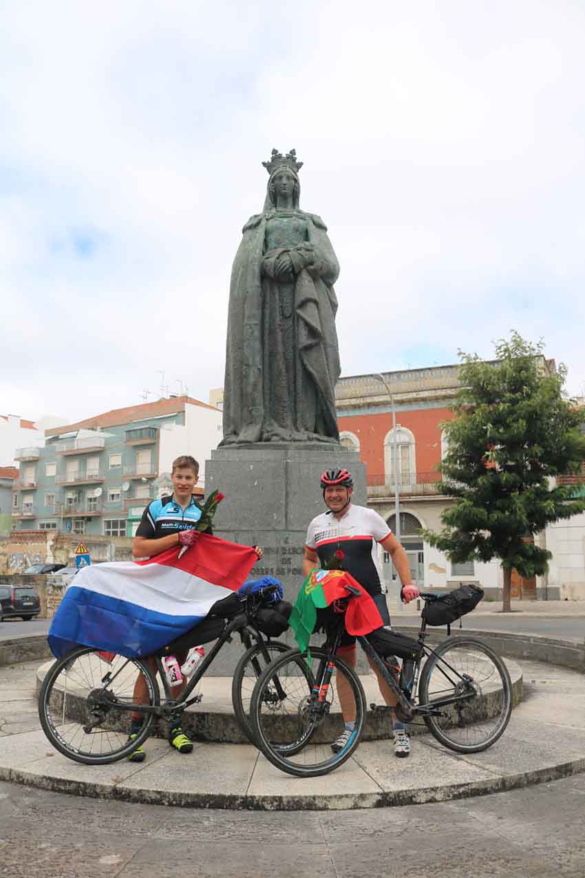 Raul venceu um tumor cerebral e pedalou da Holanda às Caldas numa viagem de libertação