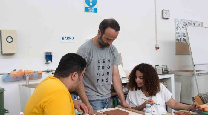 Estrangeiros aprenderam técnicas tradicionais de cerâmica na ESAD Gazeta das Caldas