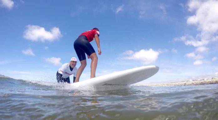 Aulas de surf gratuitas na Foz e em Peniche