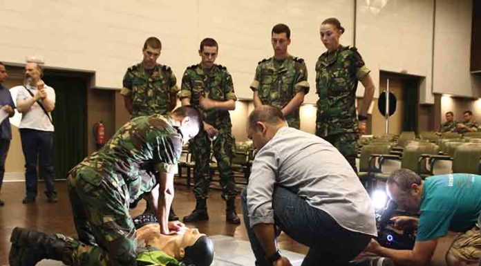 Formandos da ESE receberam curso de desfibrilhação Gazeta das Caldas