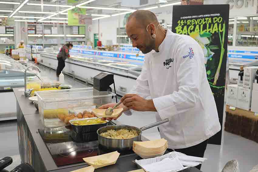 Chef Luís Barradas esteve no Recheio para apresentar a Revolta do Bacalhau