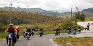 Passeio de Motas e Motorizadas Clássicas todos às Gaeiras Gazeta das Caldas