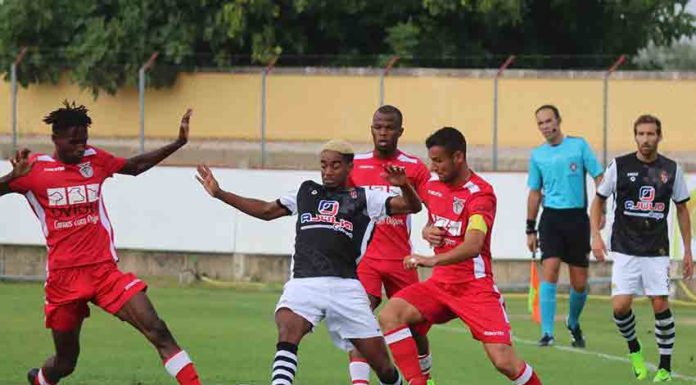 Caldas perdeu no calor de Castelo Branco Gazeta das Caldas