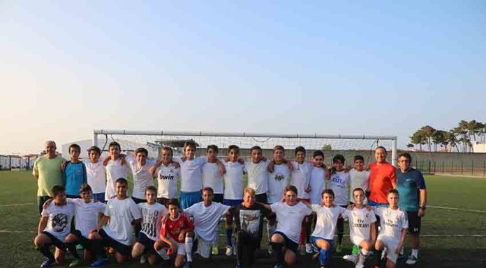 Iniciados da AE Óbidos aceitaram convite para a Divisão de Honra Gazeta das Caldas