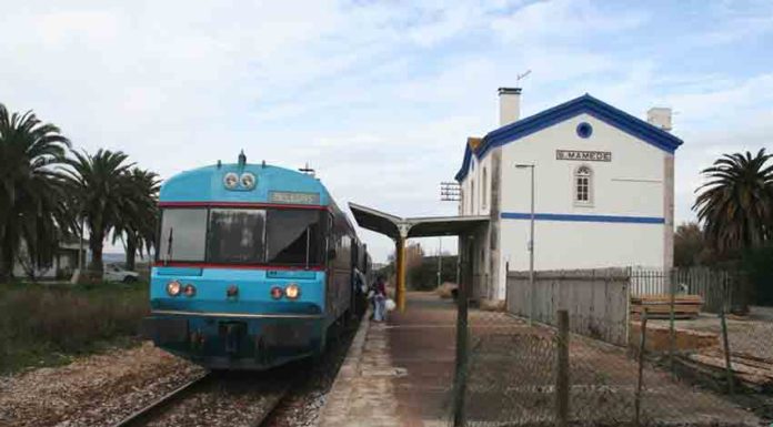 CP reduziu horários mas continua a suprimir comboios na Linha do Oeste Gazeta das Caldas