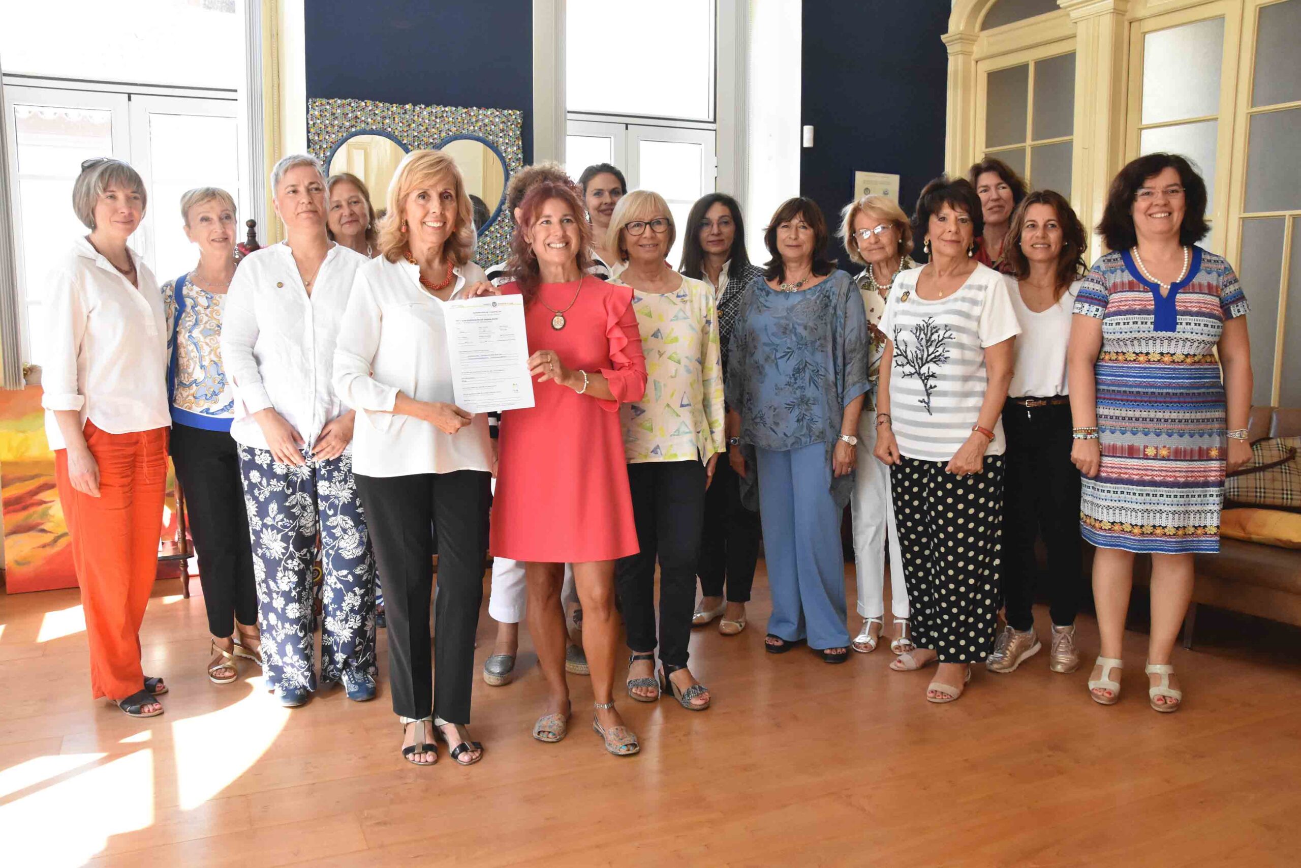 Soroptimist das Caldas e de Itália desenvolvem projecto de ajuda a doentes oncológicas