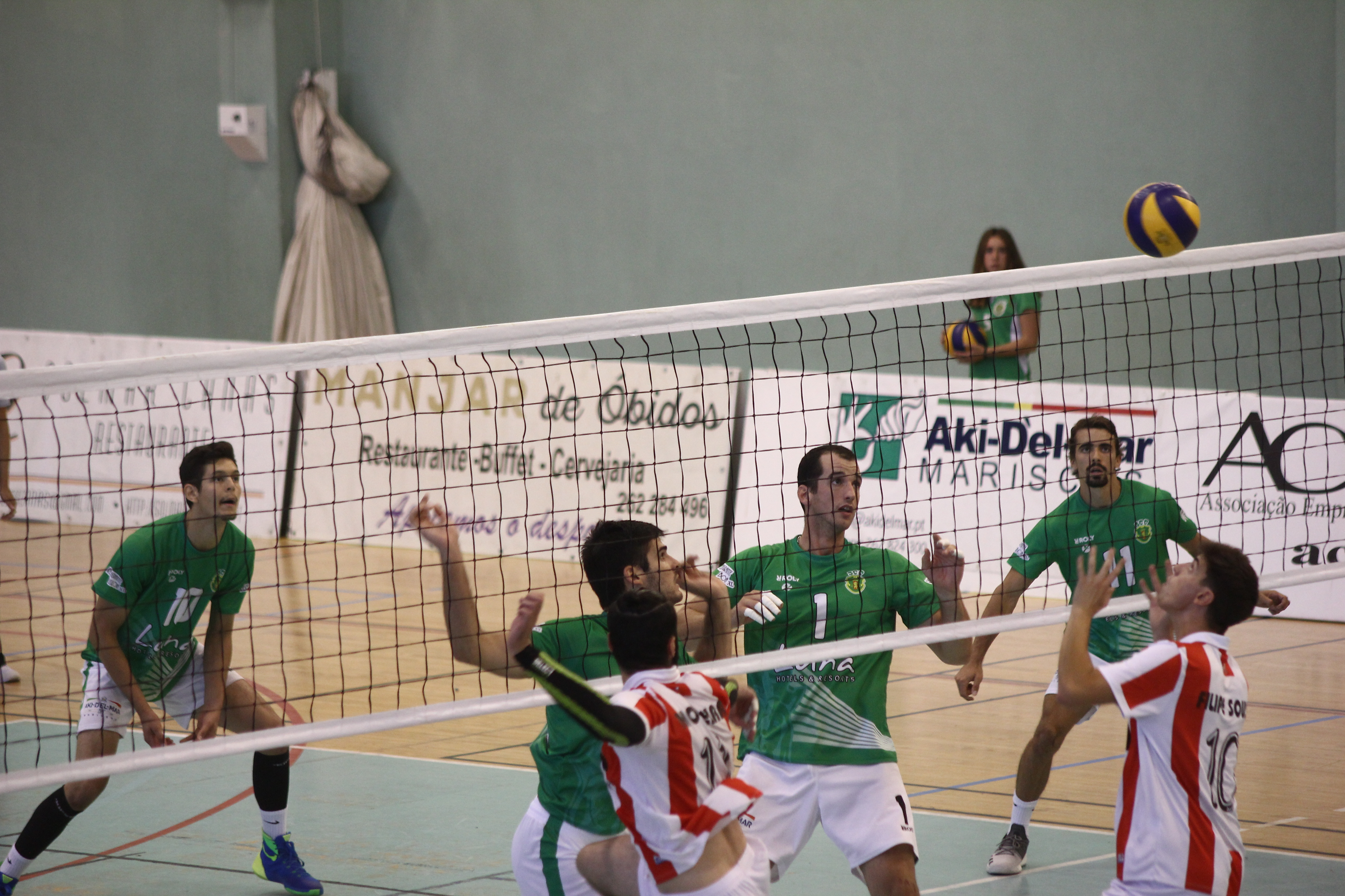 Sporting das Caldas estreia-se com o pé esquerdo