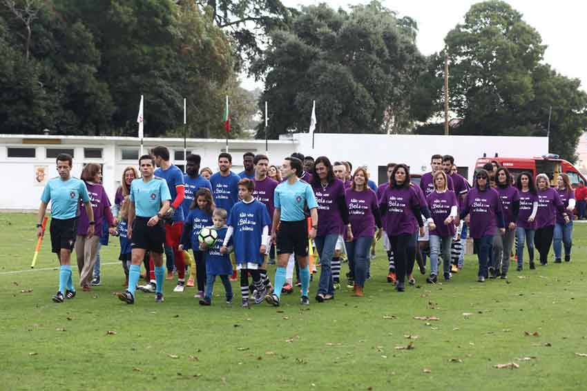 Jogo Caldas-Sintrense defendeu várias causas sociais