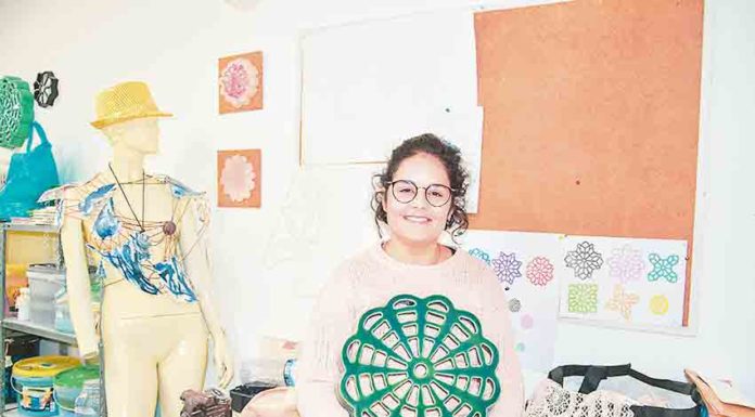 Artista plástica vende peças de cerâmica na loja da Gazeta Gazeta das Caldas - Cerâmica