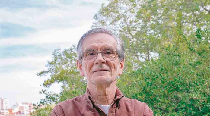 Faria Artur lançou novo livro sobre o Portugal dos anos 70 Gazeta das Caldas