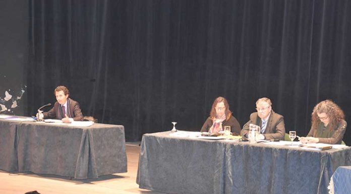 Óbidos só aceita quatro das 11 competências propostas pelo governo Gazeta das Caldas - Óbidos