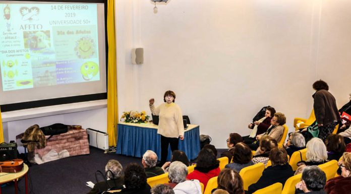 Universitários 50+ mostram talentos no Dia dos Afectos