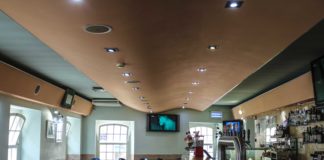 Camaroeiro Real está à venda