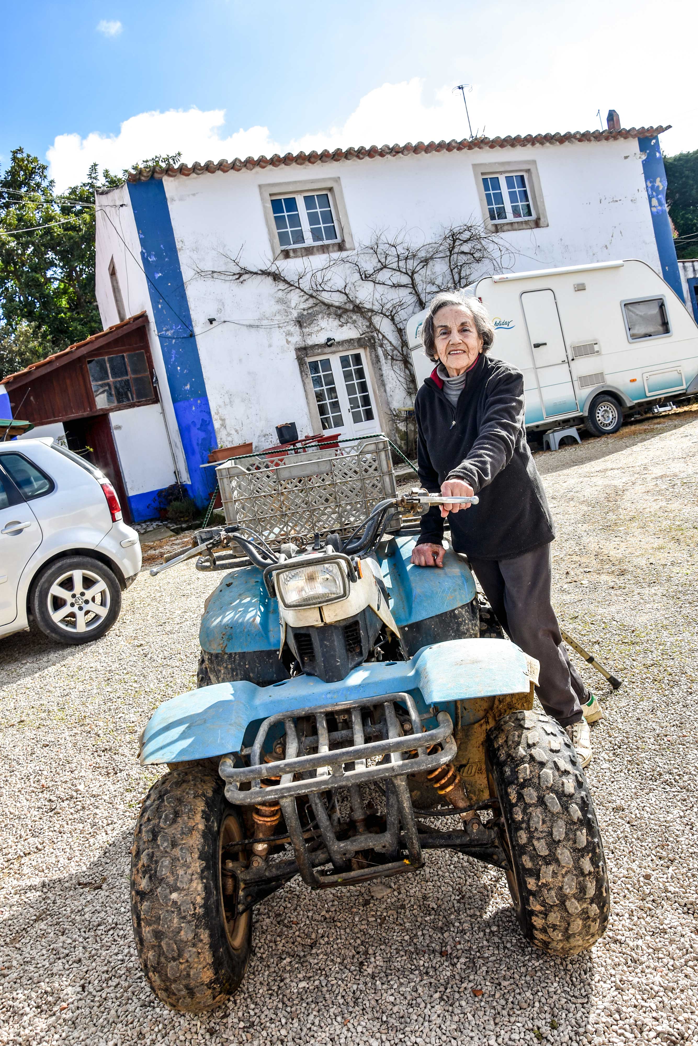 Estefânia Barreto é uma nonagenária todo o ter reno