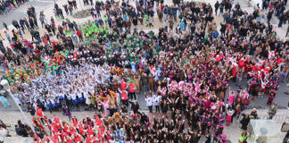 Hospital Termal, a geringonça, Marcelo Rebelo de Sousa e Bruno de Carvalho saíram à rua no Carnaval das Caldas da Rainha
