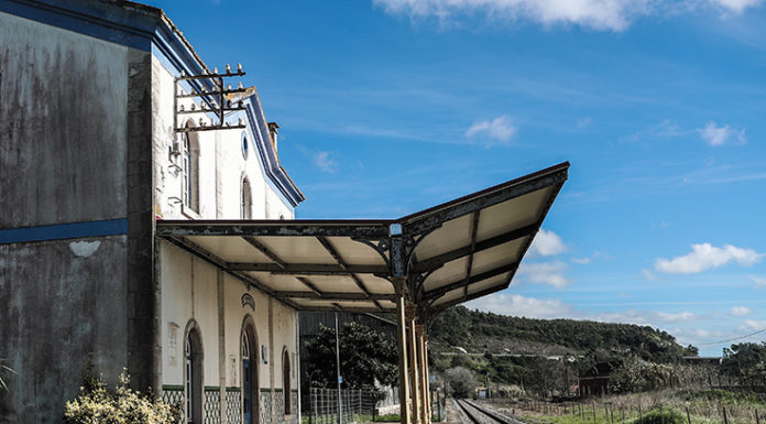 Em dois anos foram suprimidos 1633 comboios na linha do Oeste