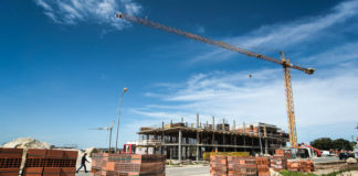 Empresários queixam-se de falta de mão-de-obra na construção civil