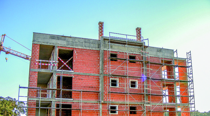 Construção de imóveis e pedidos de licenciamento crescem na região